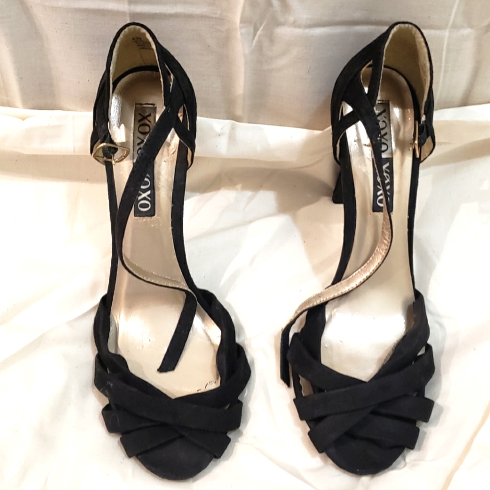 XOXO Winifred Faux Suede High Heels